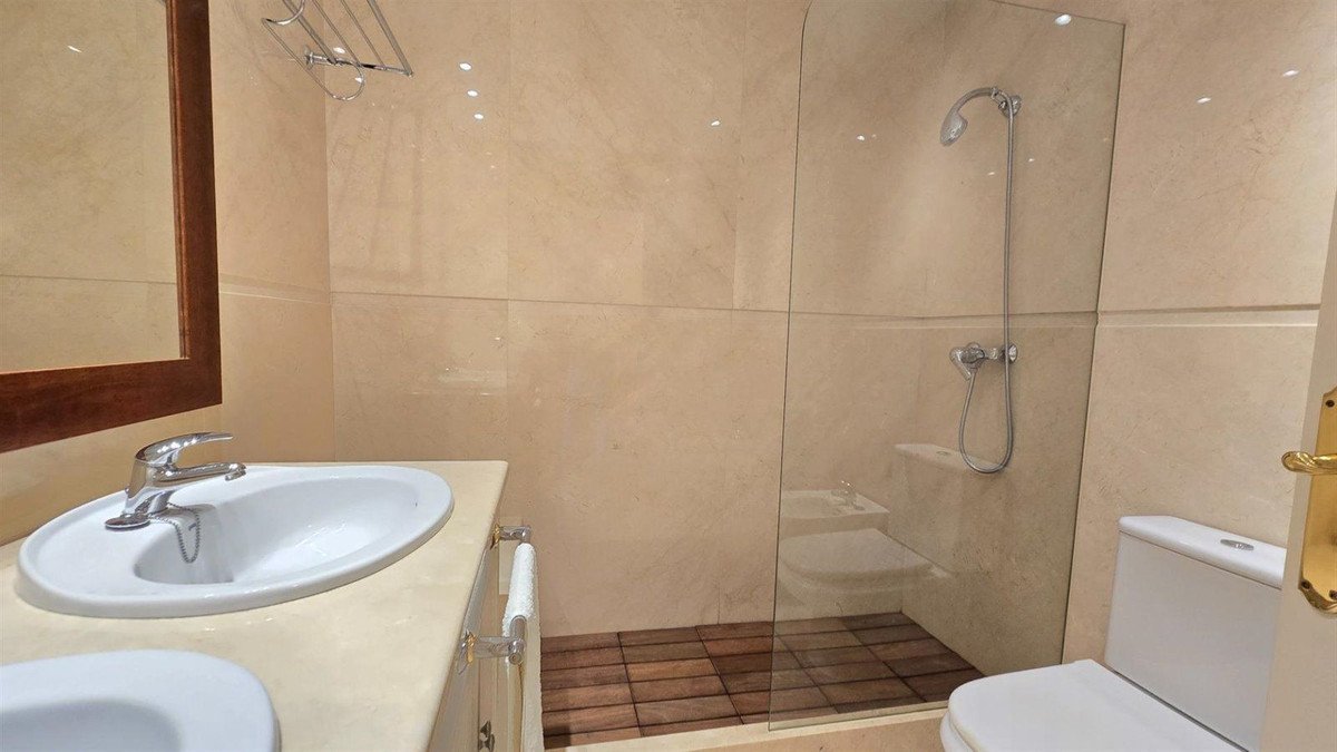 2 Bed Ground Floor Apartment in La Quinta