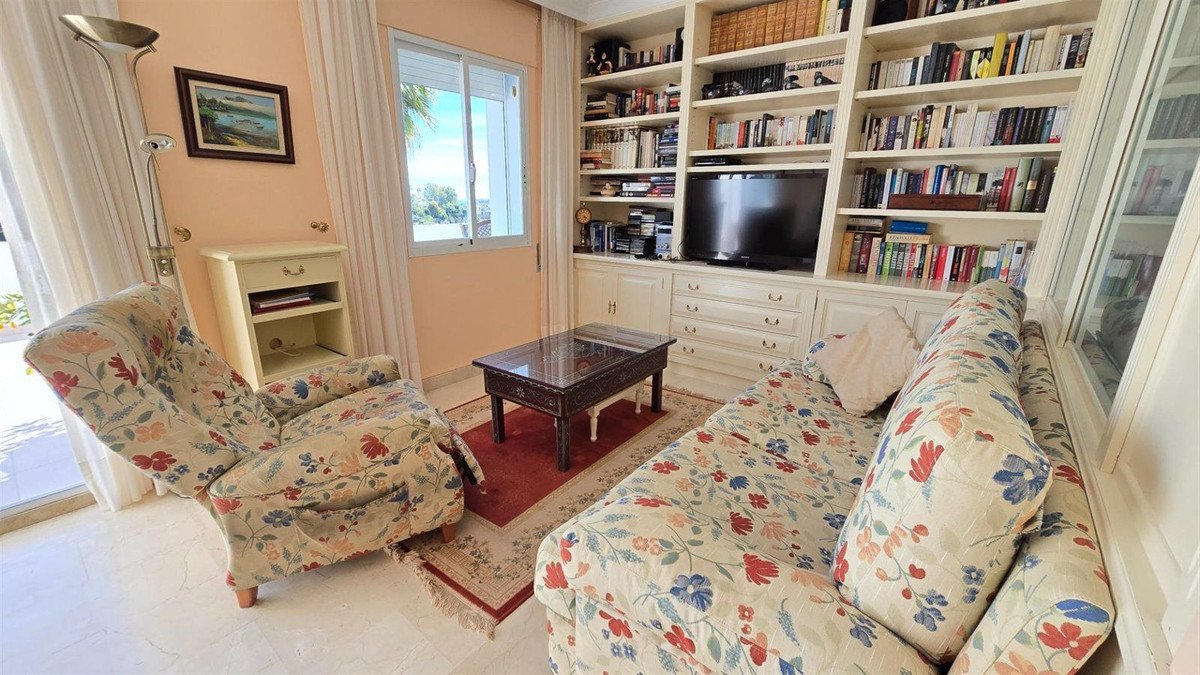 2 Bed Ground Floor Apartment in La Quinta