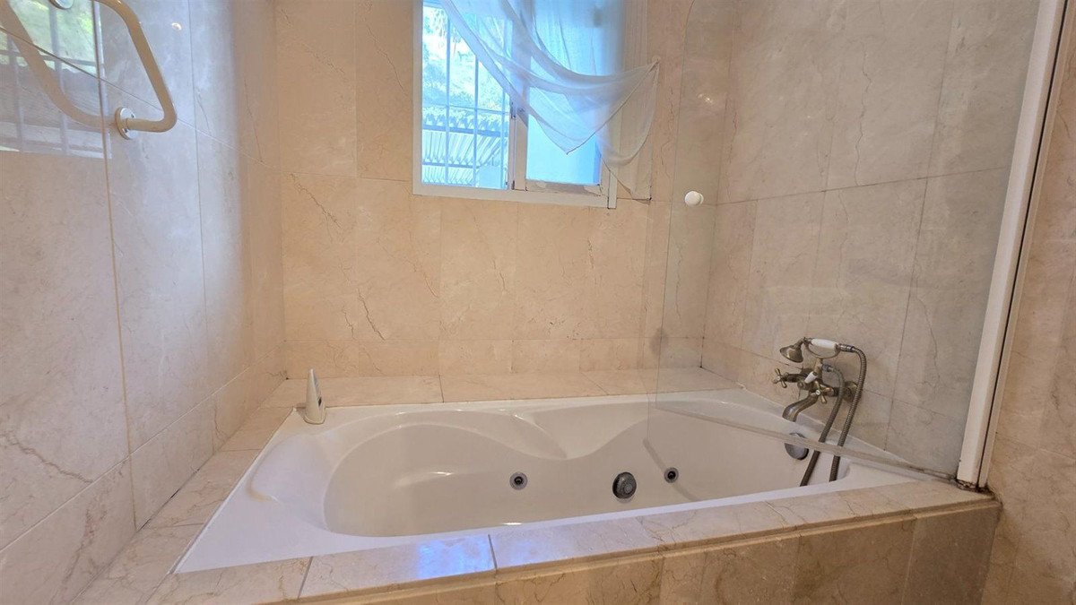 2 Bed Ground Floor Apartment in La Quinta
