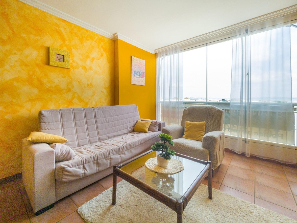 2 Bed Middle Floor Apartment in Torrevieja