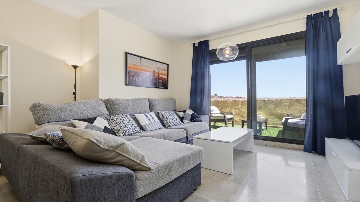 2 Bed Penthouse in La Duquesa