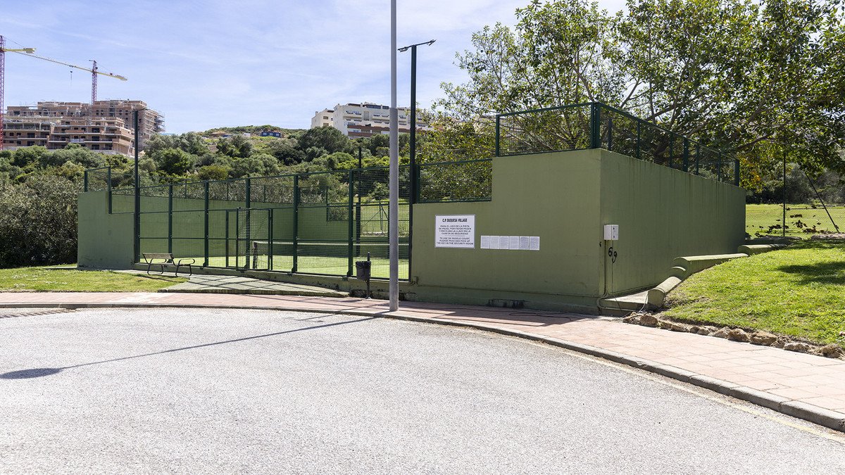 2 Bed Penthouse in La Duquesa