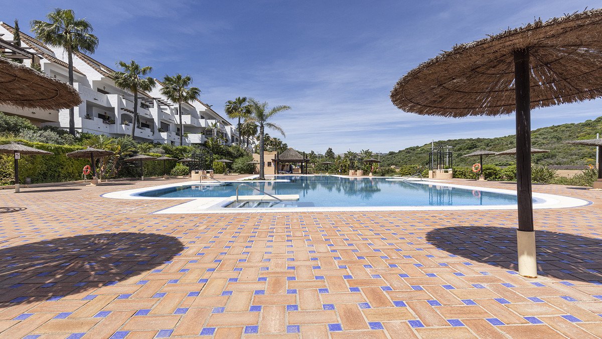 2 Bed Penthouse in La Duquesa
