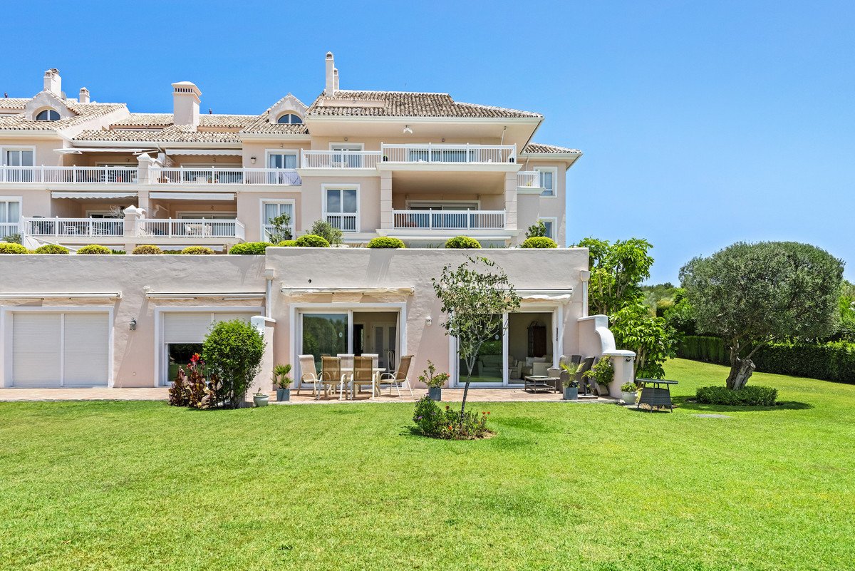 1 Bed Ground Floor Apartment in Los Flamingos