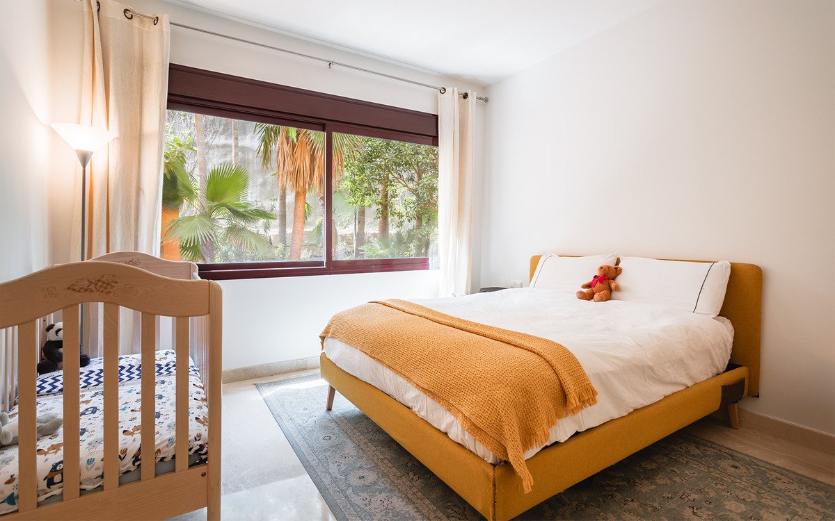 2 Bed Middle Floor Apartment in Benahavís
