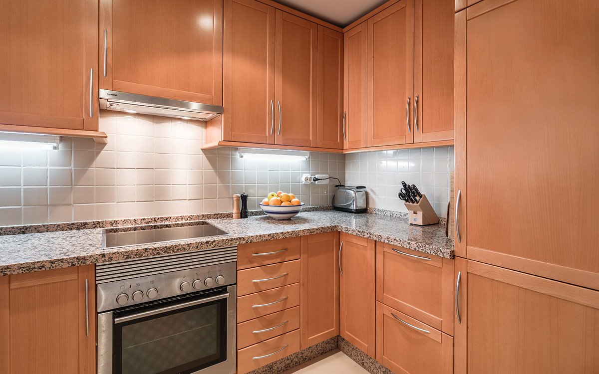 2 Bed Middle Floor Apartment in Benahavís