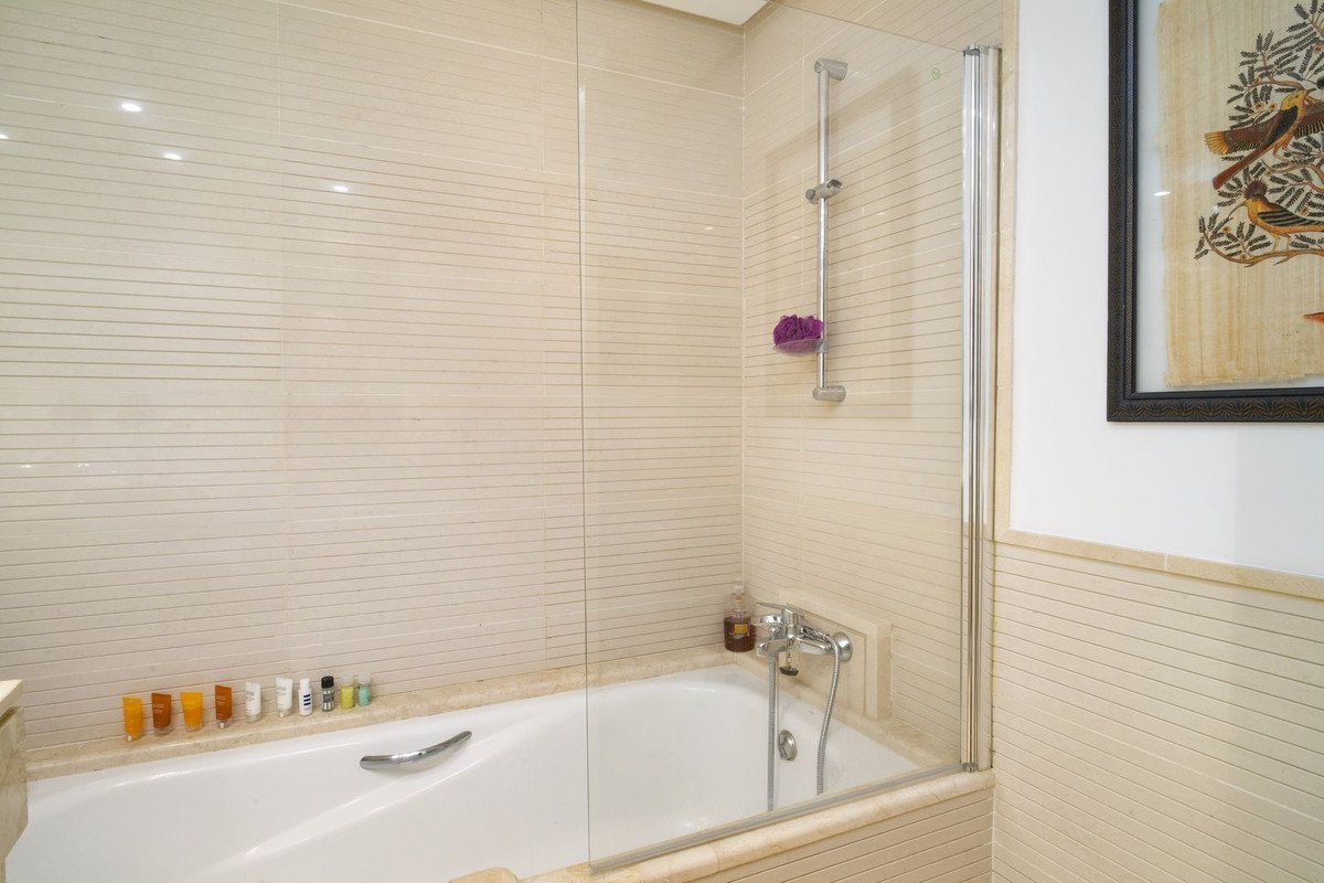 2 Bed Ground Floor Apartment in Los Almendros