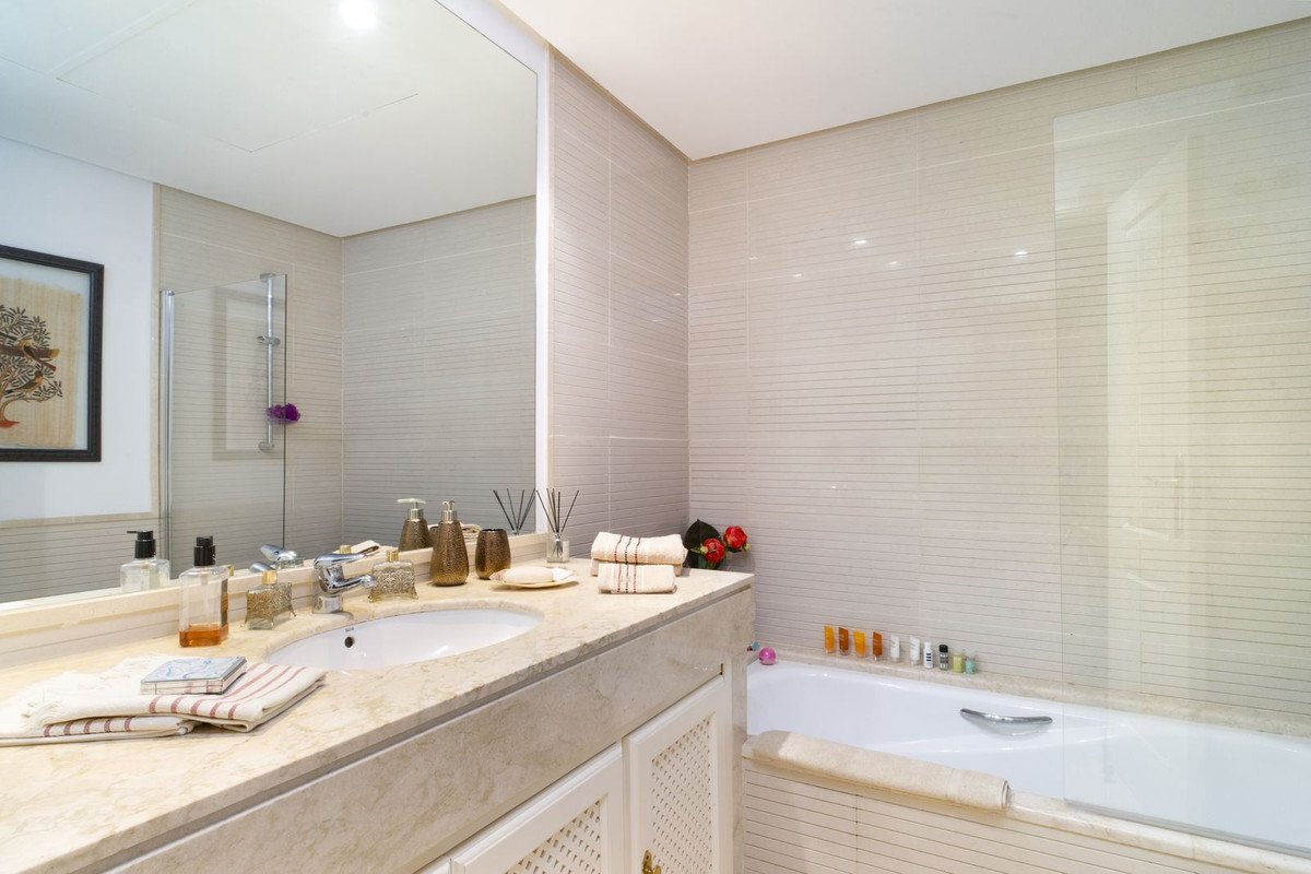 2 Bed Ground Floor Apartment in Los Almendros