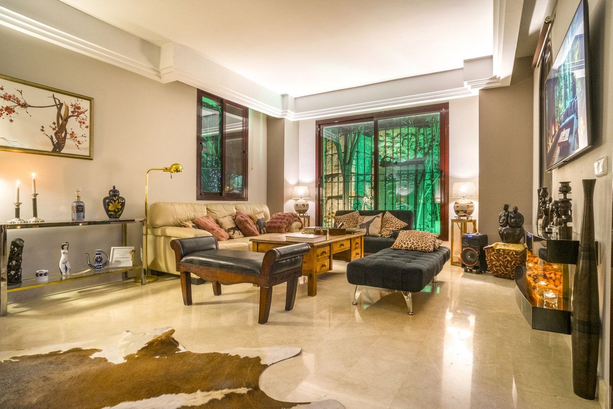 2 Bed Ground Floor Apartment in Los Almendros