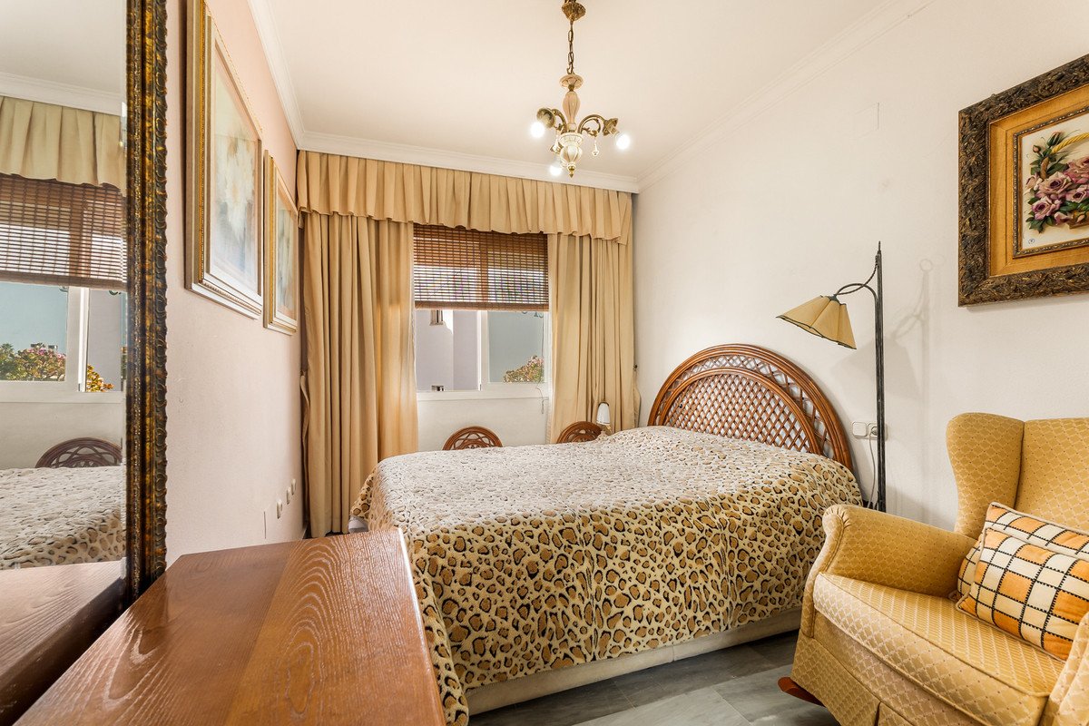 4 Bed Penthouse Duplex in Guadalmina Baja