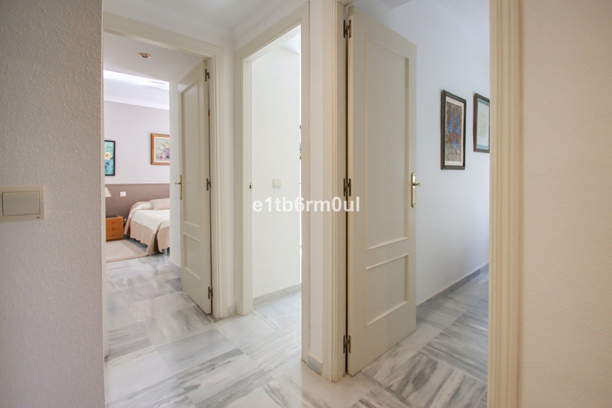 3 Bed Middle Floor Apartment in The Golden Mile
