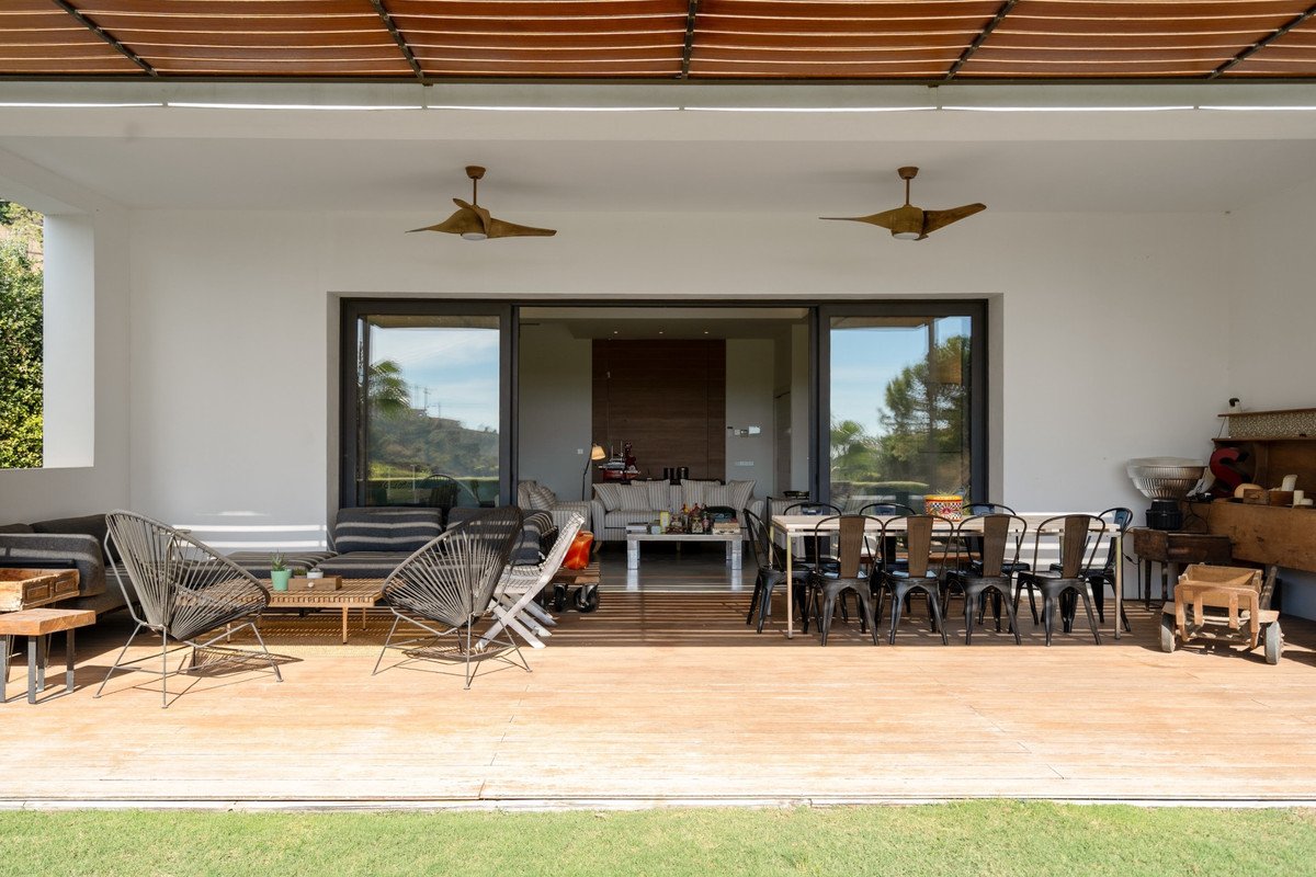 6 Bed Detached Villa in El Madroñal