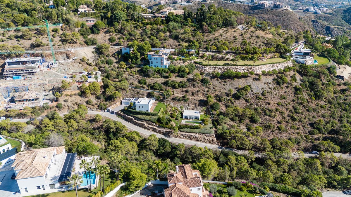 6 Bed Detached Villa in El Madroñal