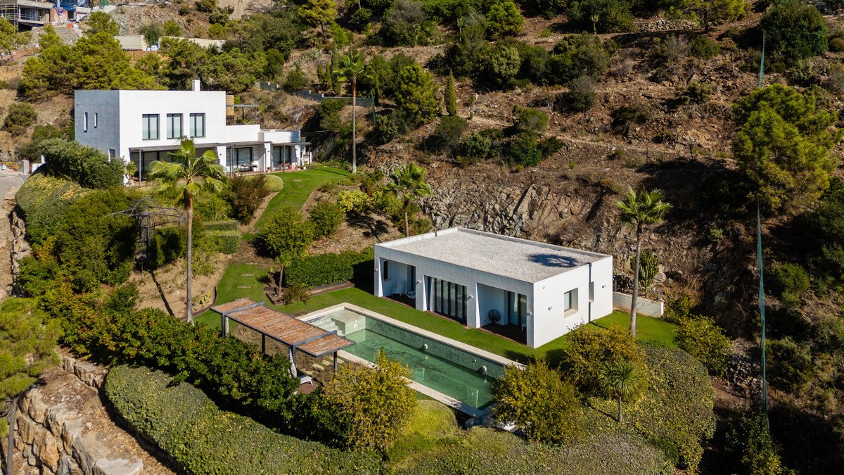 6 Bed Detached Villa in El Madroñal