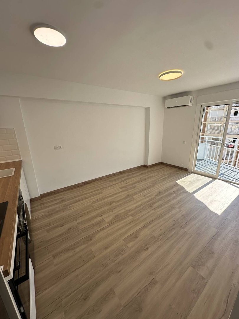 1 Bed Middle Floor Apartment in Benalmadena Costa