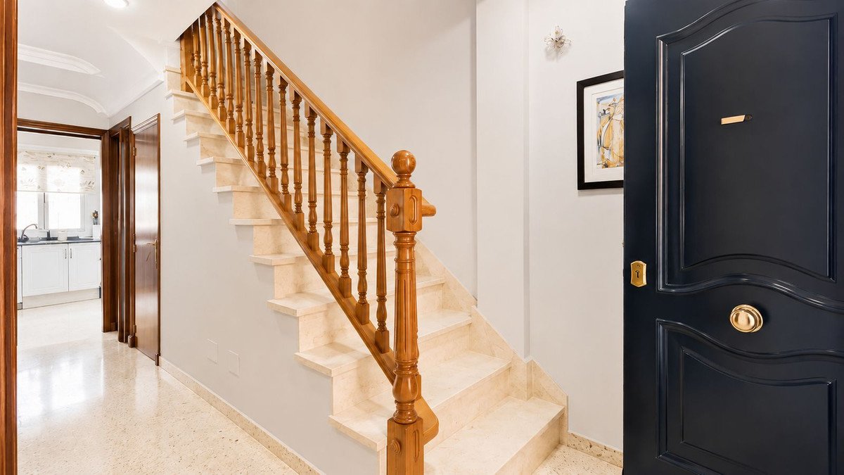 4 Bed Townhouse in La Línea