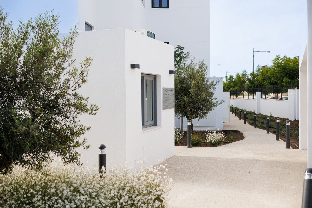 2 Bed Ground Floor Apartment in Cancelada