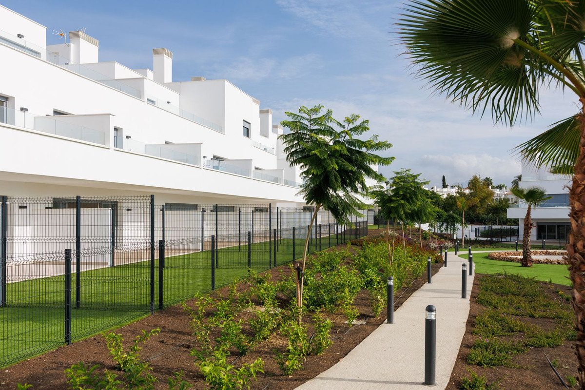 2 Bed Ground Floor Apartment in Cancelada