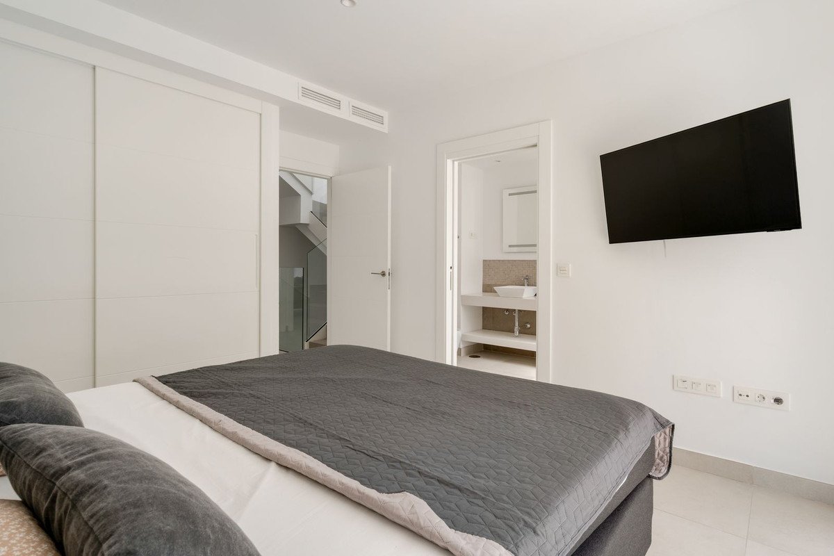 4 Bed Townhouse in Estepona