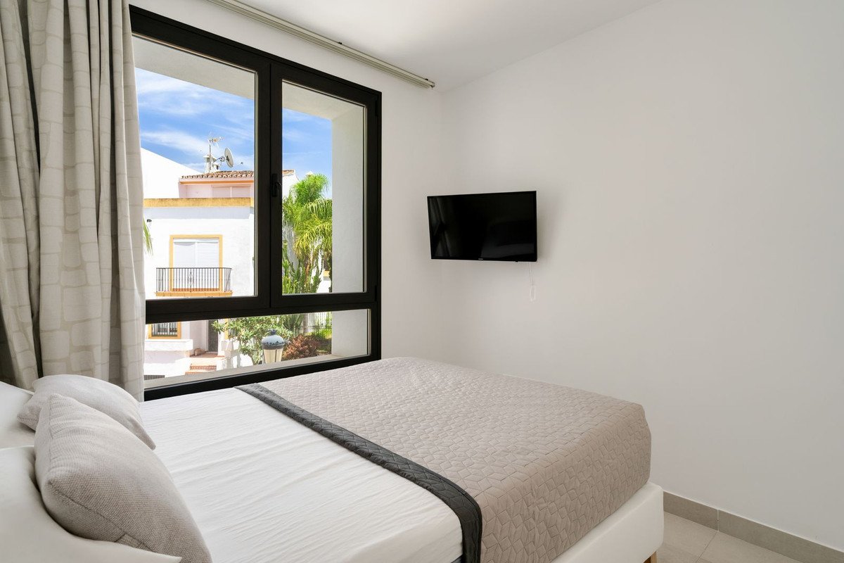 4 Bed Townhouse in Estepona