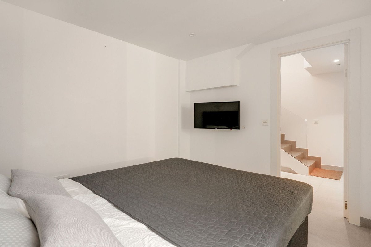 4 Bed Townhouse in Estepona