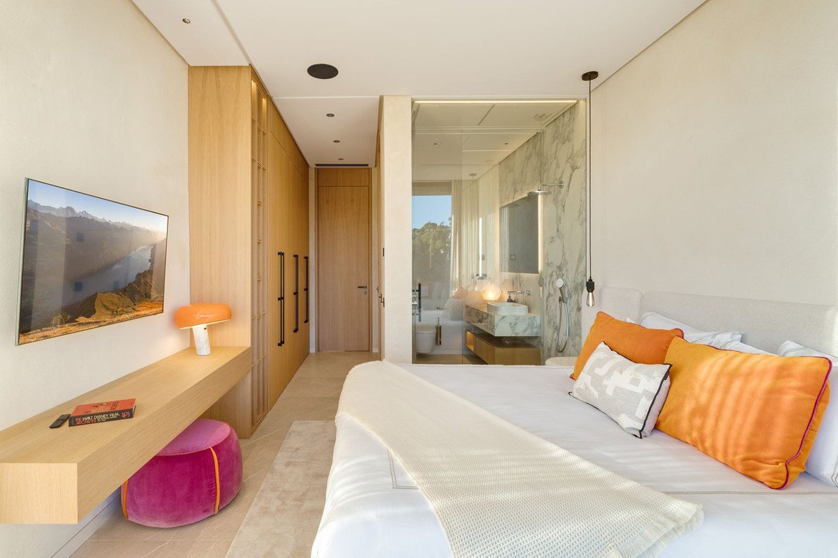 6 Bed Detached Villa in El Madroñal