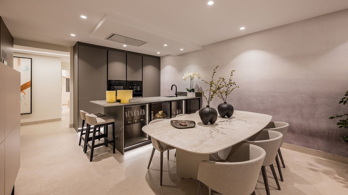 3 Bed Ground Floor Apartment in New Golden Mile
