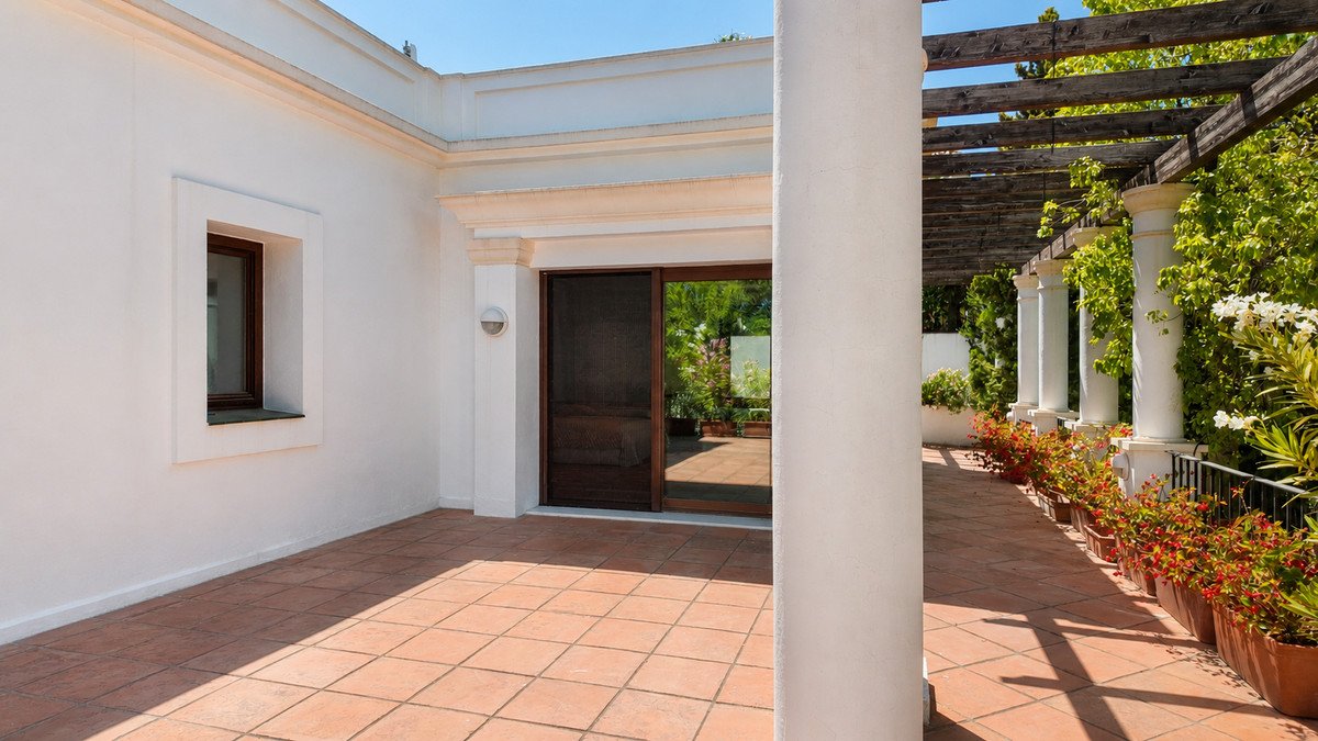 3 Bed Bungalow in The Golden Mile