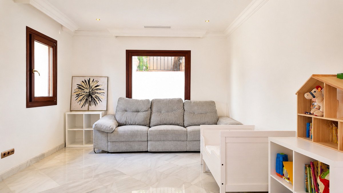 3 Bed Bungalow in The Golden Mile