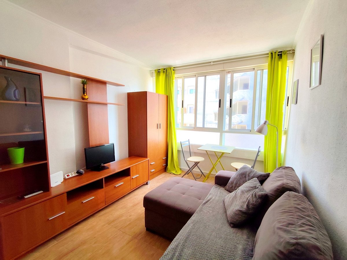 1 Bed Middle Floor Apartment in La Mata