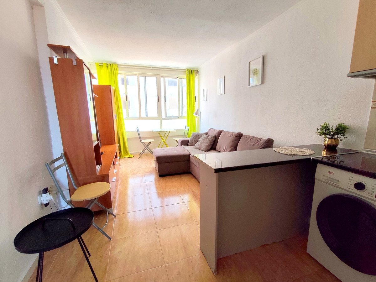 1 Bed Middle Floor Apartment in La Mata