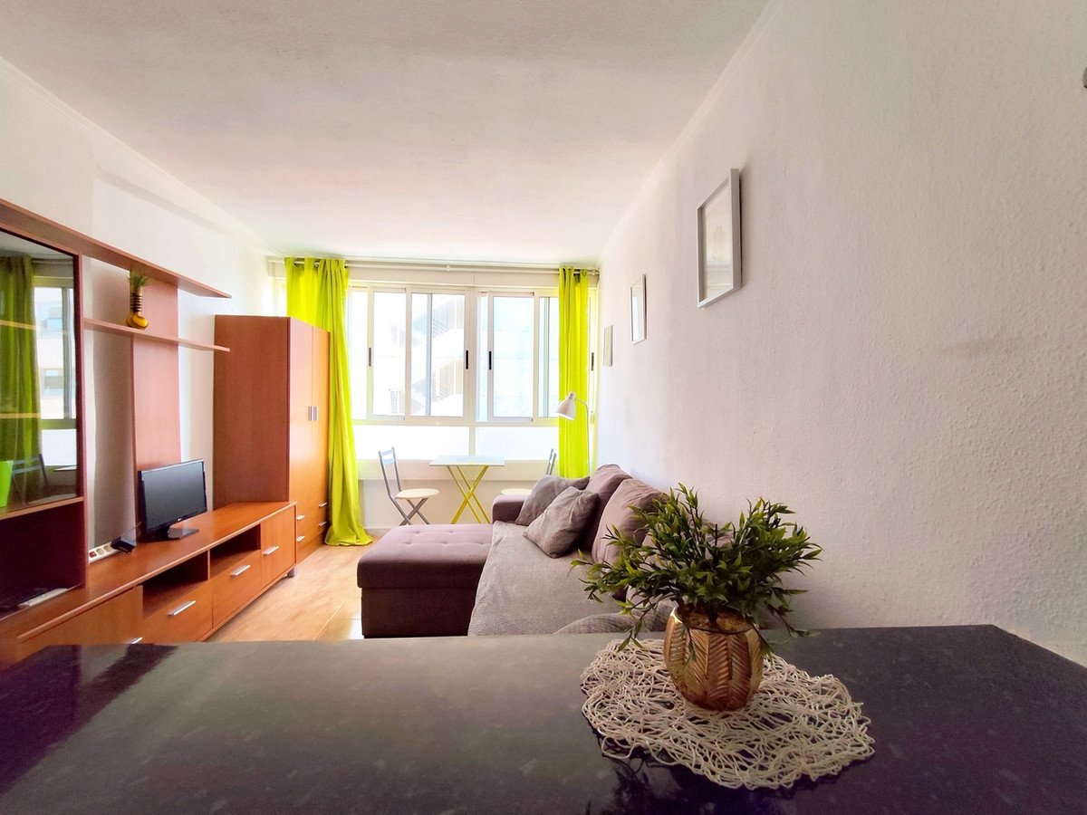 1 Bed Middle Floor Apartment in La Mata