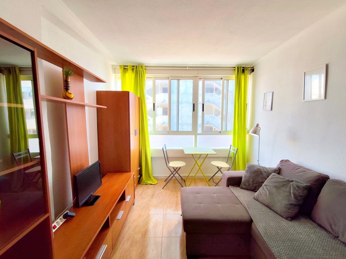 1 Bed Middle Floor Apartment in La Mata
