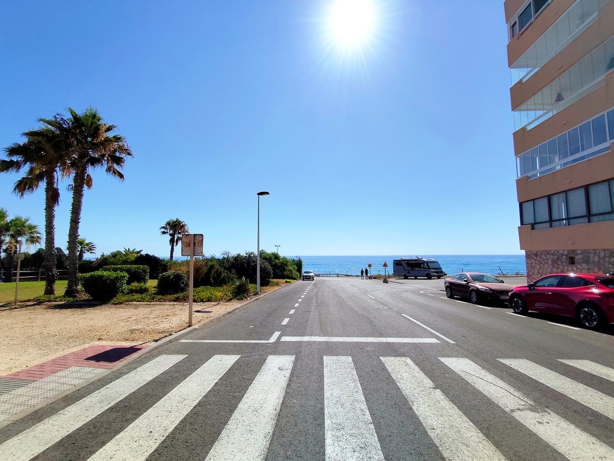 1 Bed Middle Floor Apartment in La Mata