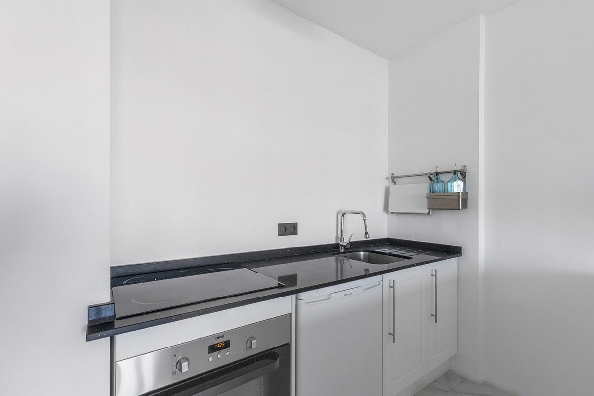 1 Bed Top Floor Apartment in La Mata