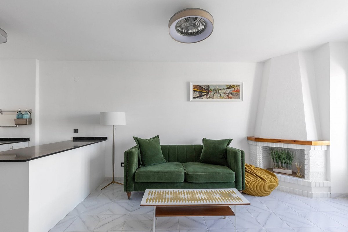 1 Bed Top Floor Apartment in La Mata