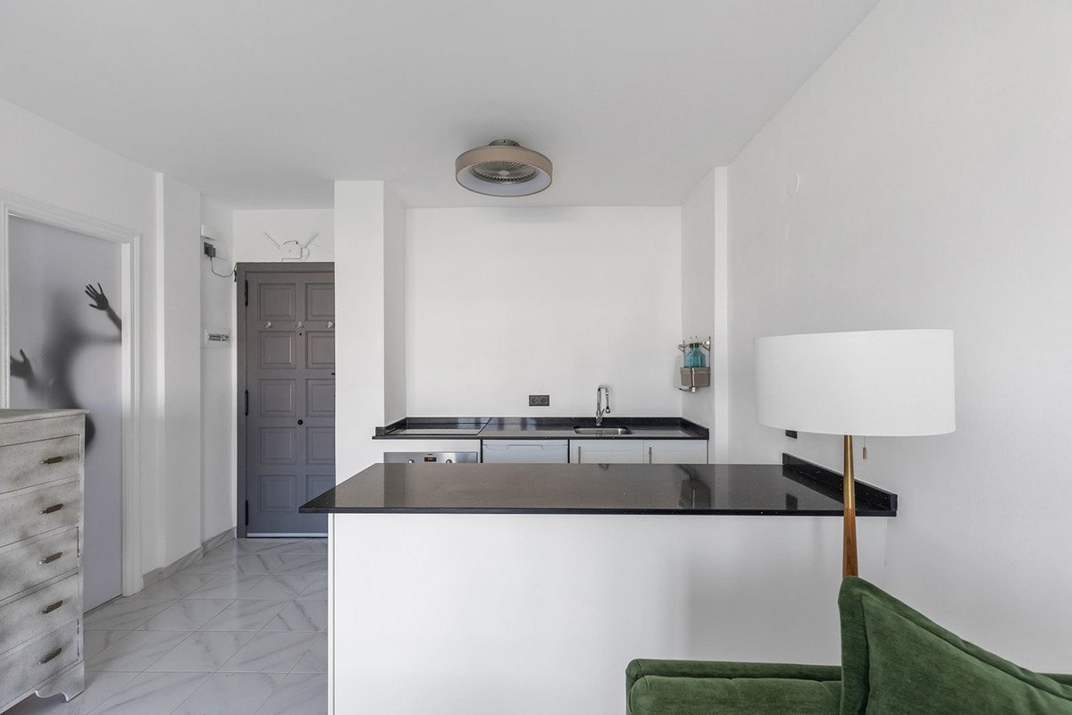 1 Bed Top Floor Apartment in La Mata