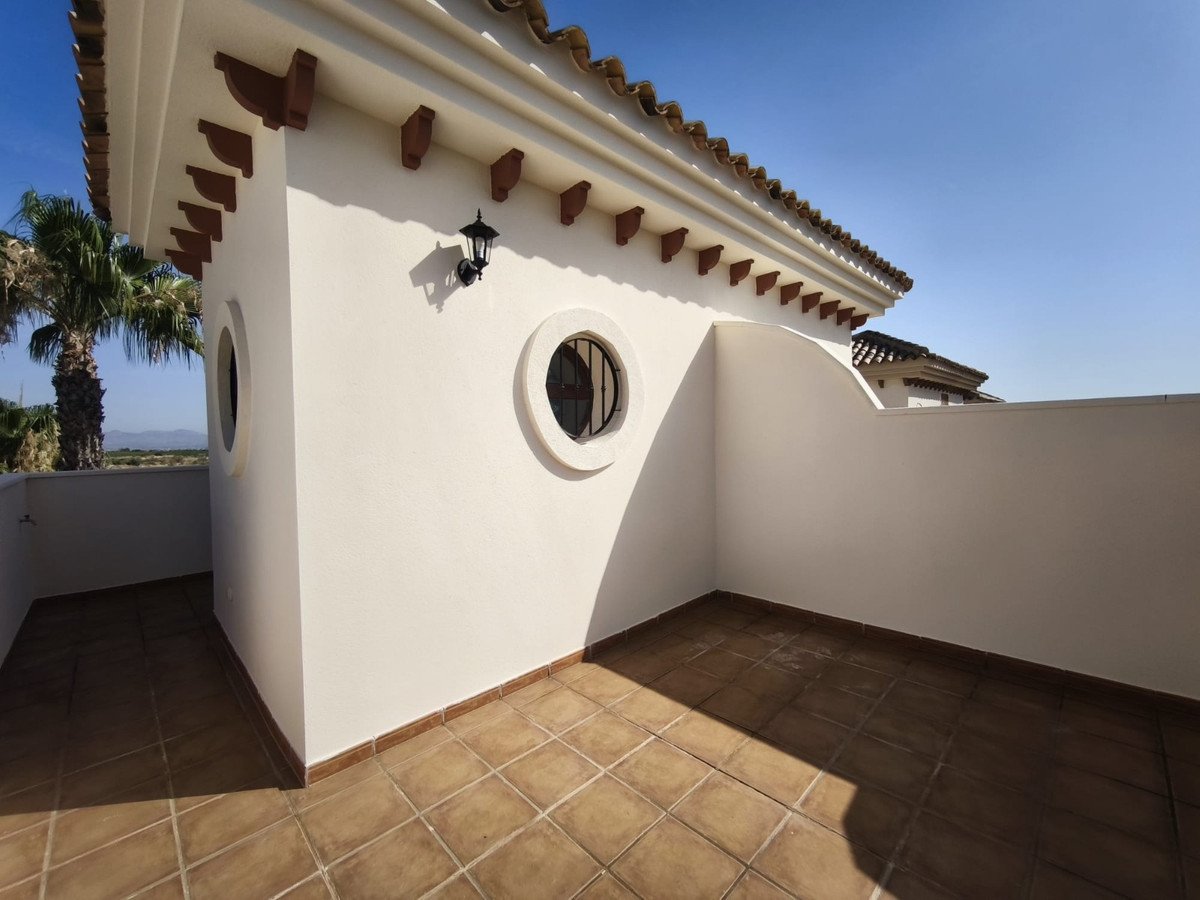 2 Bed Bungalow in La Finca Golf