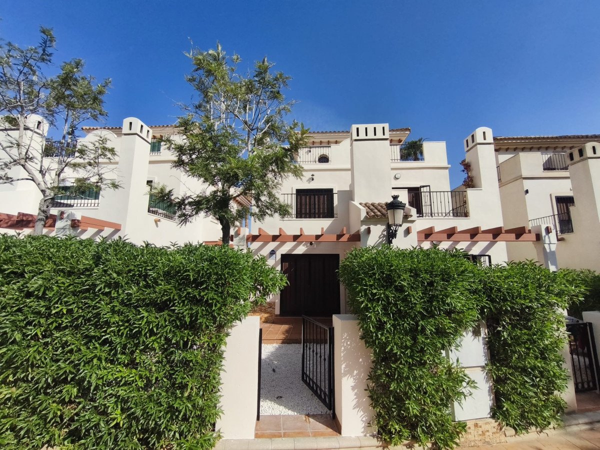 2 Bed Bungalow in La Finca Golf