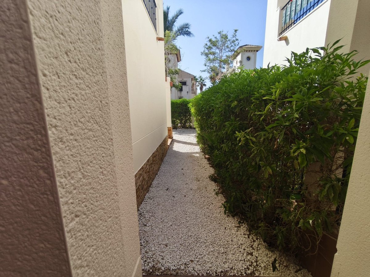 2 Bed Bungalow in La Finca Golf