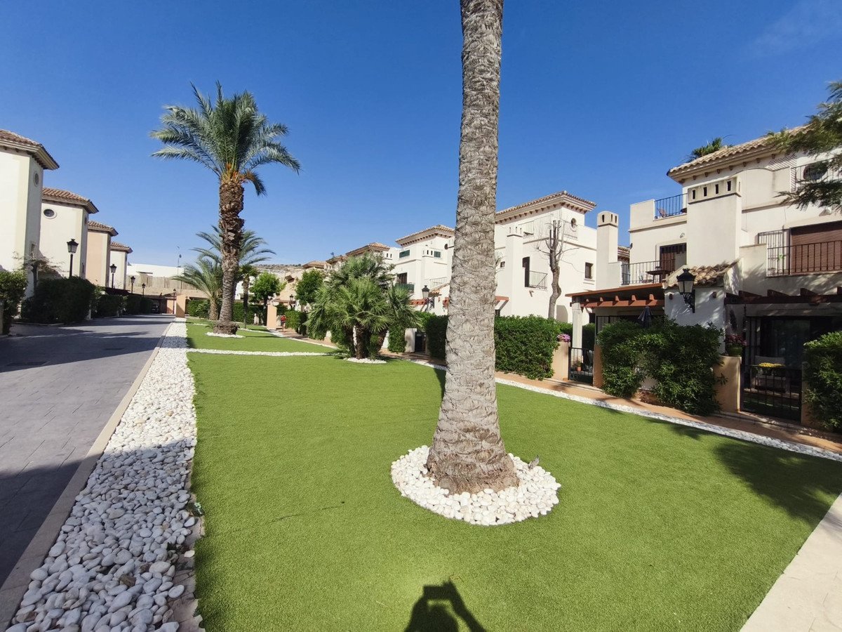 2 Bed Bungalow in La Finca Golf