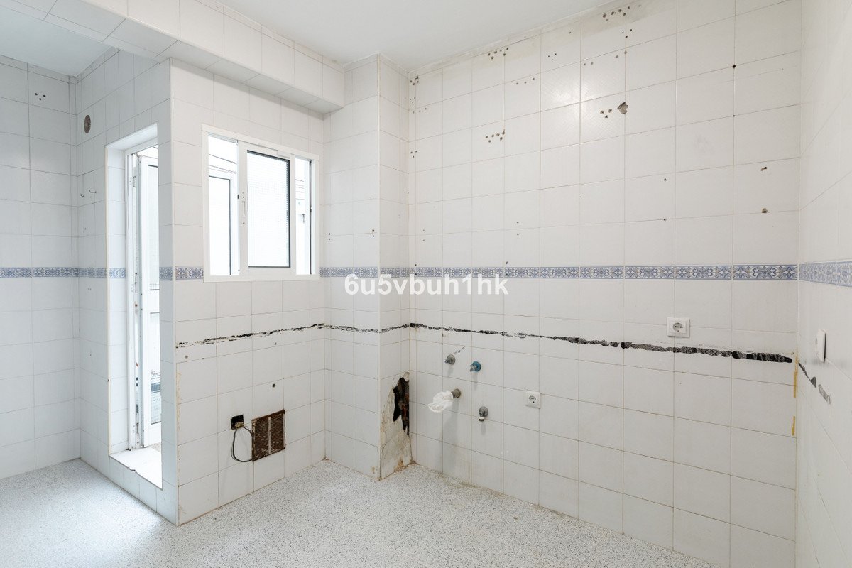 3 Bed Ground Floor Apartment in Marbella