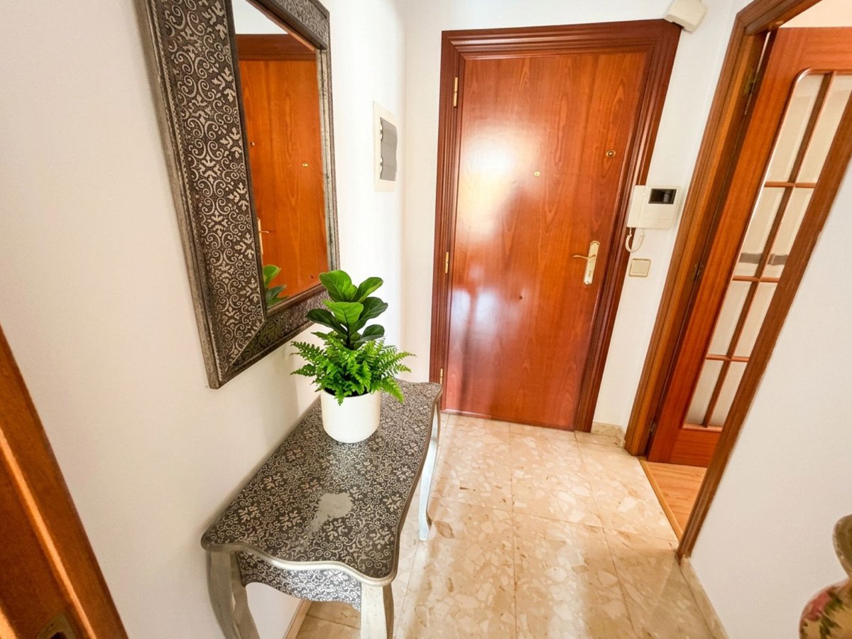 3 Bed Middle Floor Apartment in Málaga