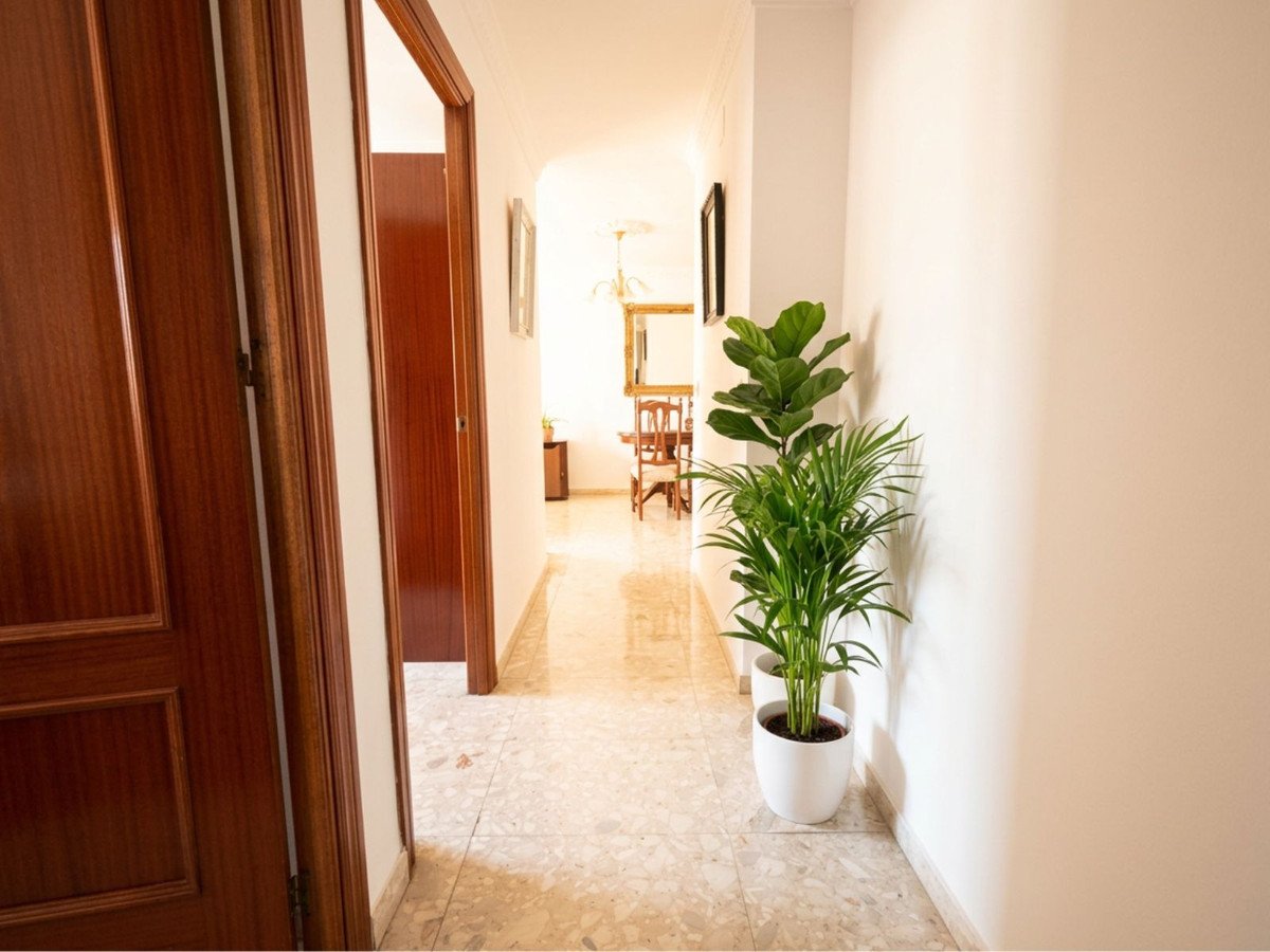 3 Bed Middle Floor Apartment in Málaga