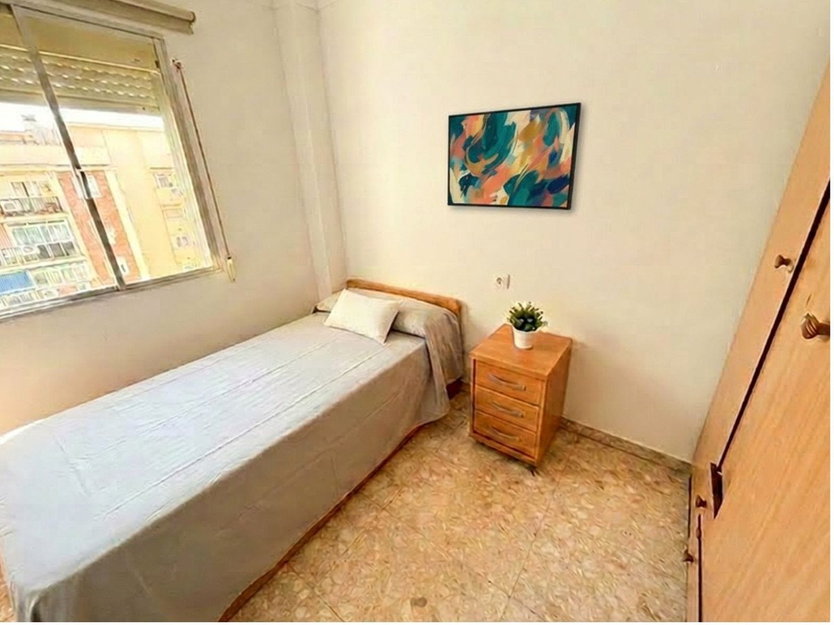 3 Bed Middle Floor Apartment in Málaga