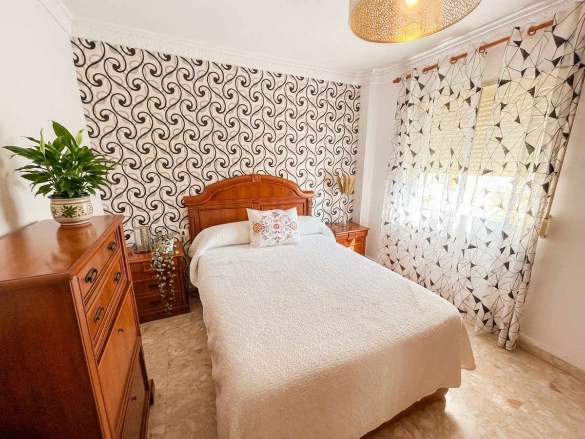 3 Bed Middle Floor Apartment in Málaga