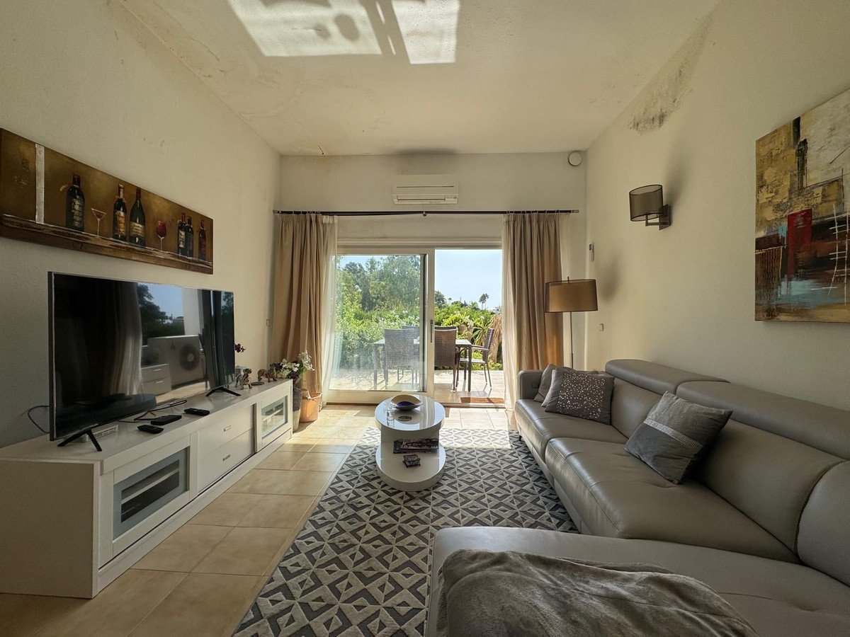 2 Bed Ground Floor Apartment in Atalaya