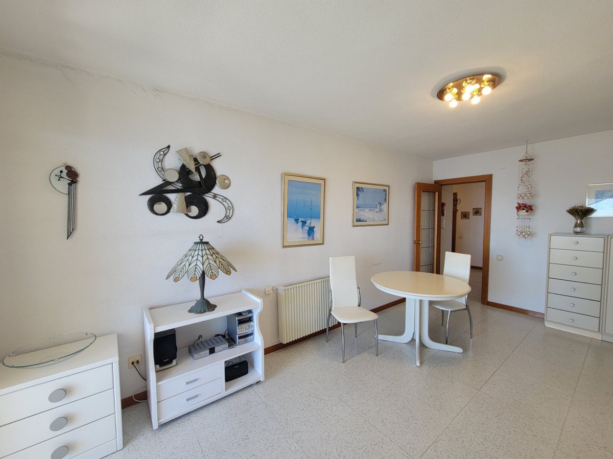 2 Bed Middle Floor Apartment in Calpe