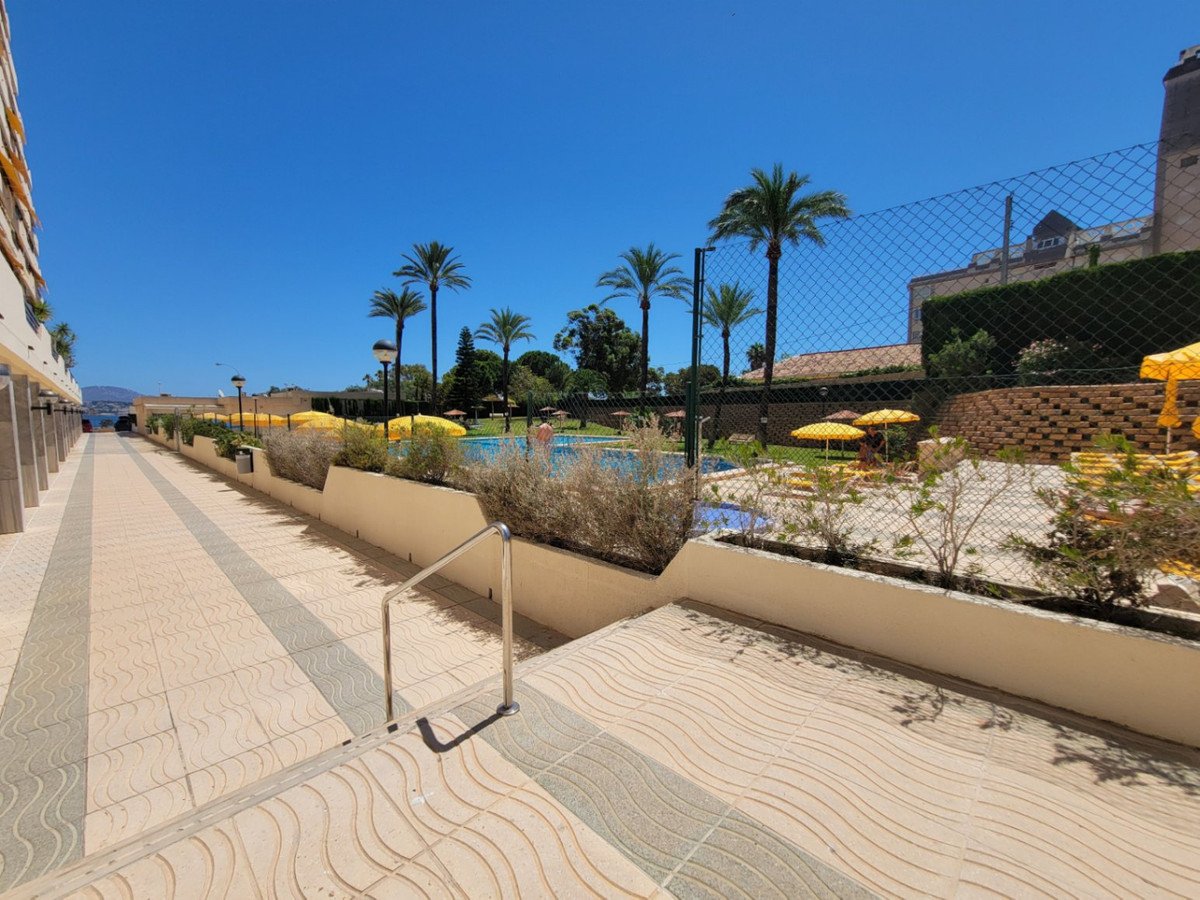 2 Bed Middle Floor Apartment in Calpe