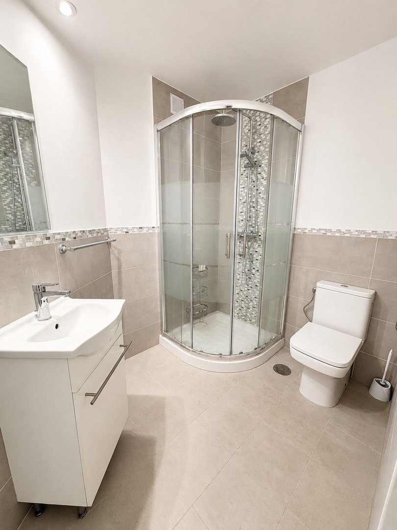 2 Bed Middle Floor Apartment in Higueron